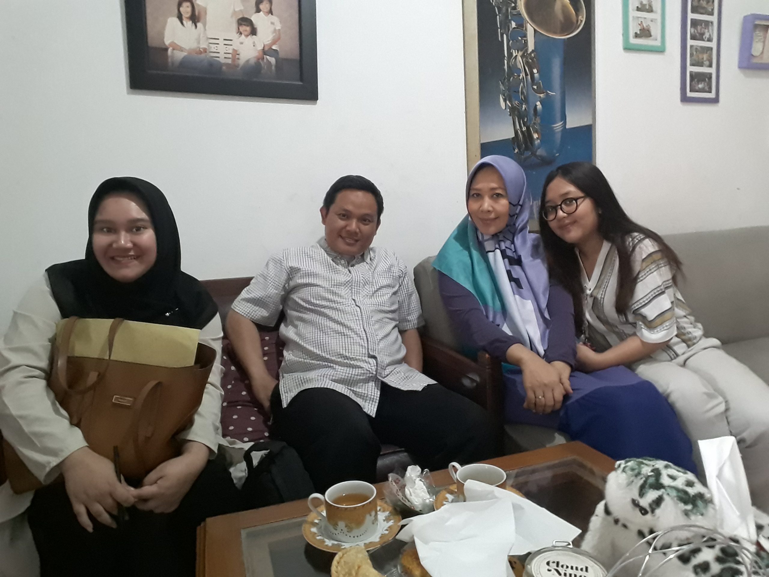 Homeschooling Milenial Unggul salah satu homeschooling Bandung melakukan visit ke rumah siswa